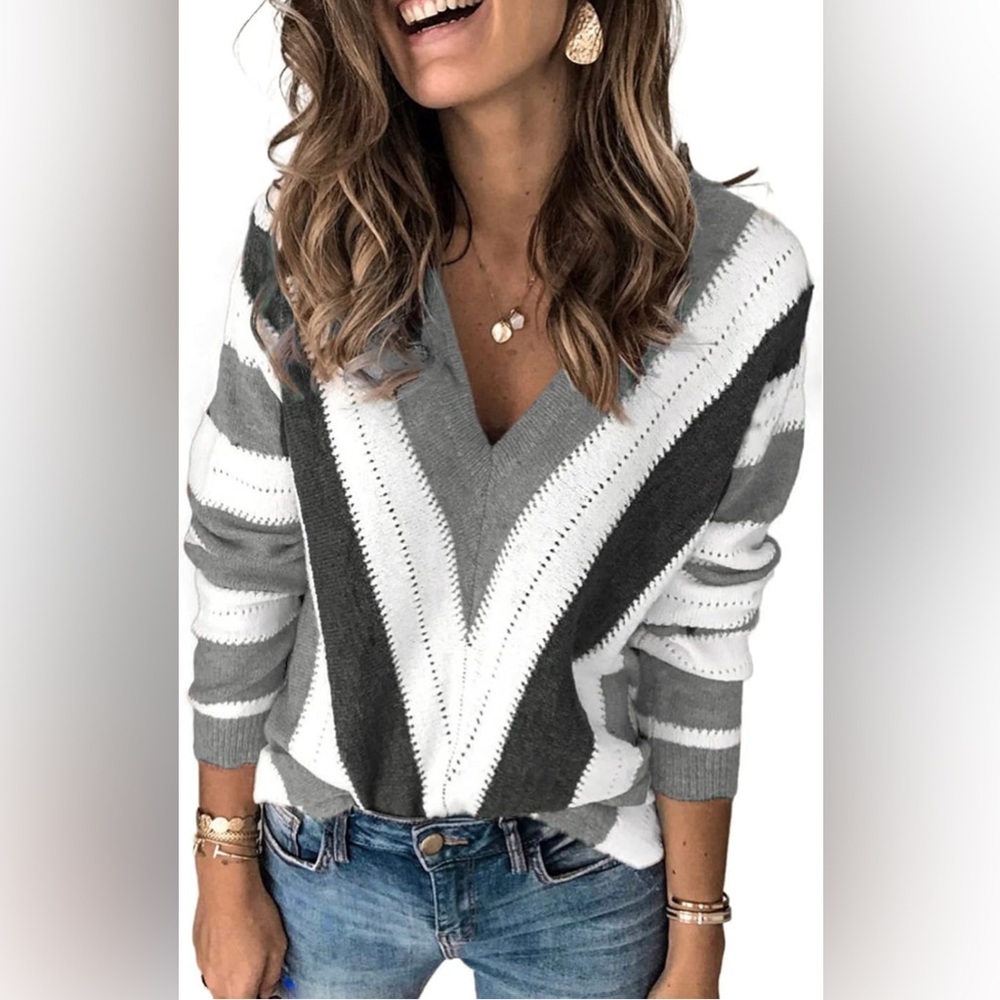 NWT Asvivid Light; Dark Gray and White Striped Long Sleeve V-Neck Sweater